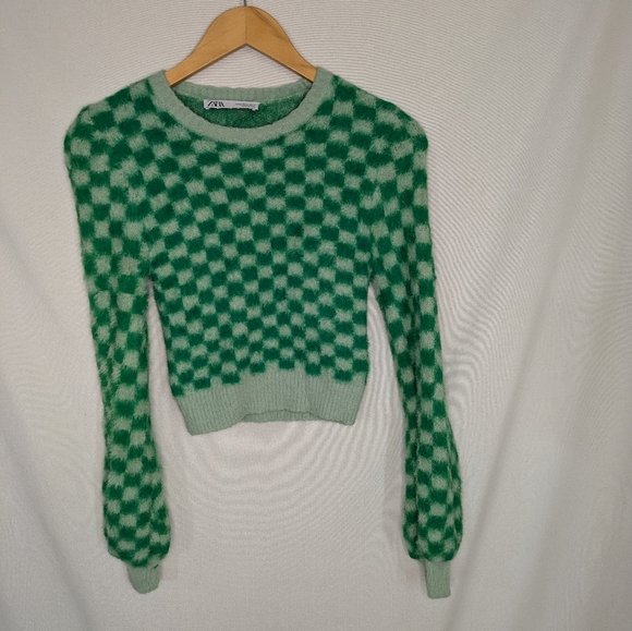 Zara Dark and Light Green Checkered Knit Fuzzy Long Sleeve Cropped Sweater Sz M - Picture 2 of 8